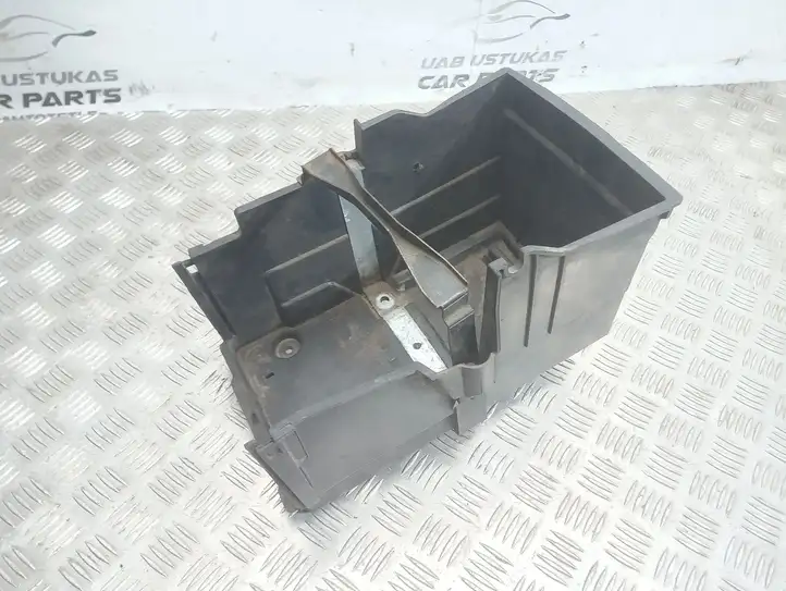 Ford Focus (2008 - 2011) 4M5110723BC Ящик аккумулятора — фото 2