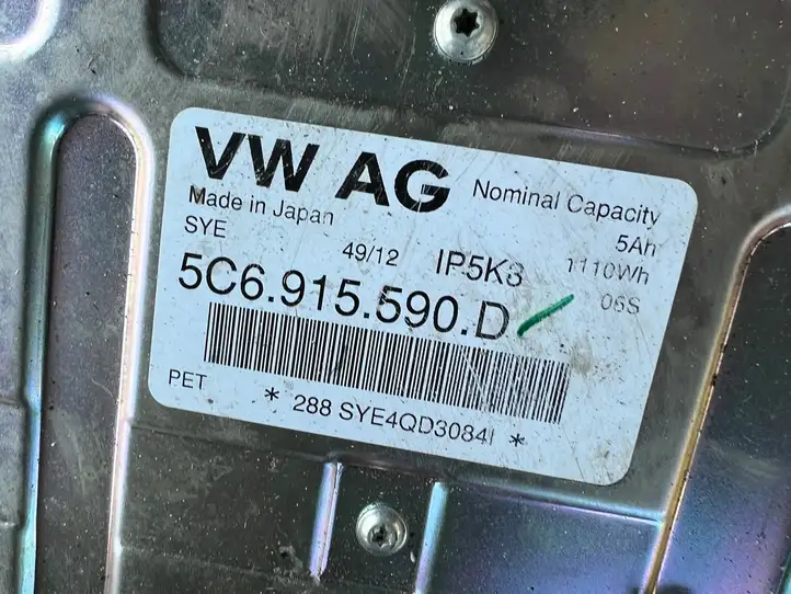 Volkswagen Jetta VI (2011 - 2018) 5C6915590D Аккумулятор гибридного / электрического автомобиля — фото 3