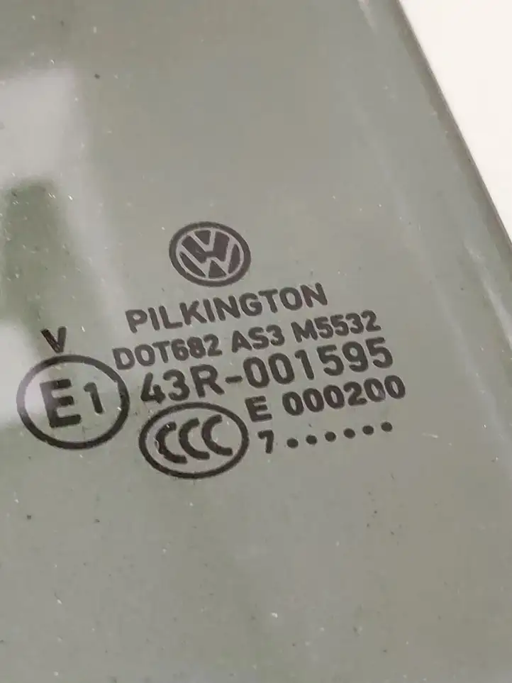 Volkswagen Touran I (2003 - 2010) AS3 Стекло задней двери — фото 3
