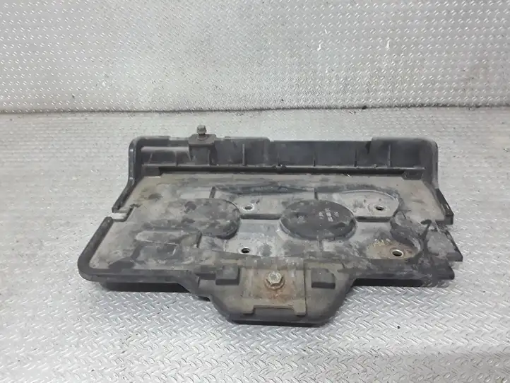 Audi A3/S3 8L (2000 - 2003) 1J0915333B Площадка аккумулятора — фото 1