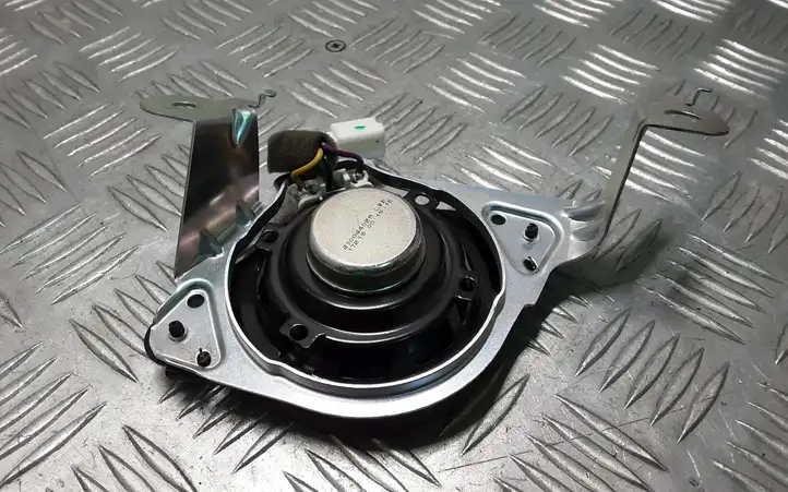 Toyota Land Cruiser (J150) (2009 - ) 8615060210 Динамики задних дверей — фото 4