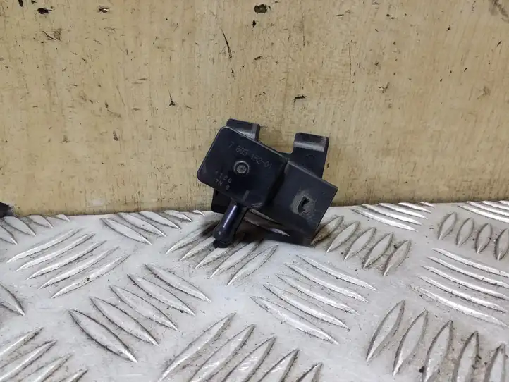 BMW 5 F10 F11 (2009 - 2016) 7805152 Датчик давления выхлопных газов — фото 1
