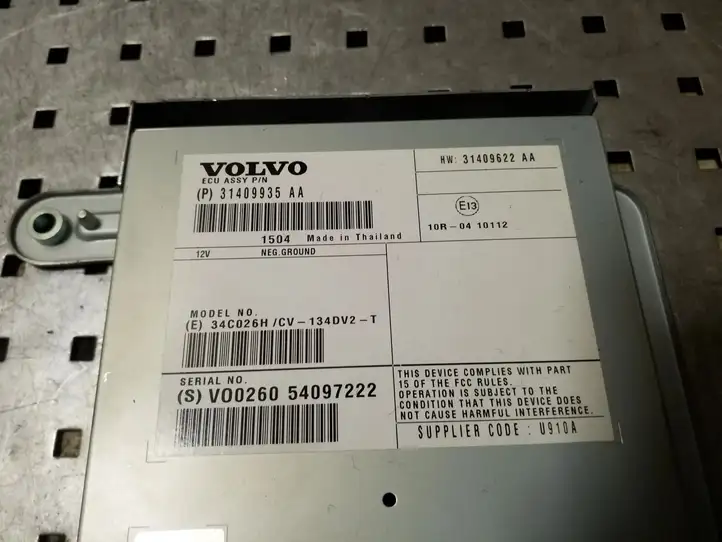 Volvo XC70 (2013 - 2016) 31409935AA Усилитель звука — фото 4