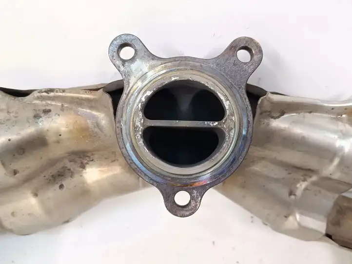 Subaru Outback (2019 - )   Выпускной коллектор