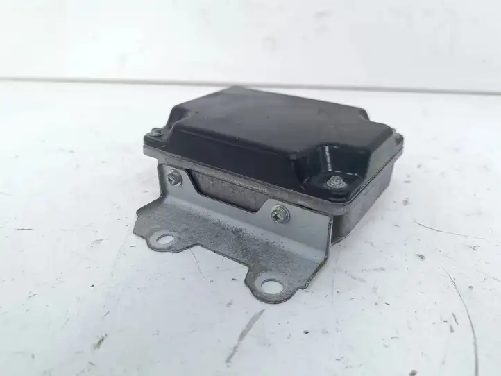 Dodge Grand Caravan (2007 - 2020)  56029692AA Усилитель звука