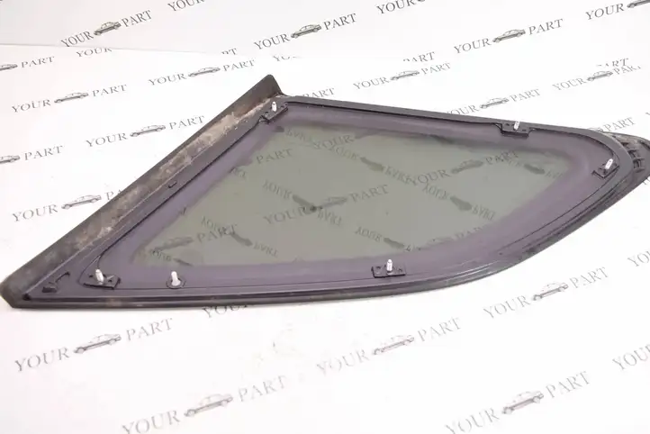 Kia Ceed (2015 - 2018) 43R-000392 Заднее боковое стекло — фото 9