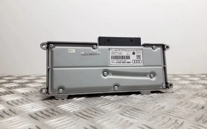 Audi Q5 SQ5 (2008 - 2012) 8R0035223F Усилитель звука — фото 4