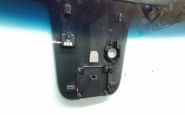 Kia Sportage (2018 - 2021) 86110F1080 Переднее стекло — фото 2