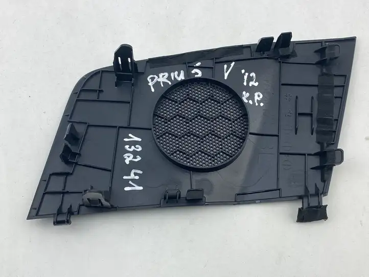 Toyota Prius (XW30) (2009 - 2015) 5547247040 Решетка сабвуфера — фото 2