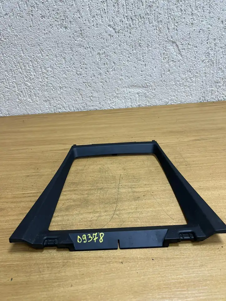 BMW X5 E70 (2006 - 2013)  51166956756 Другая внешняя деталь