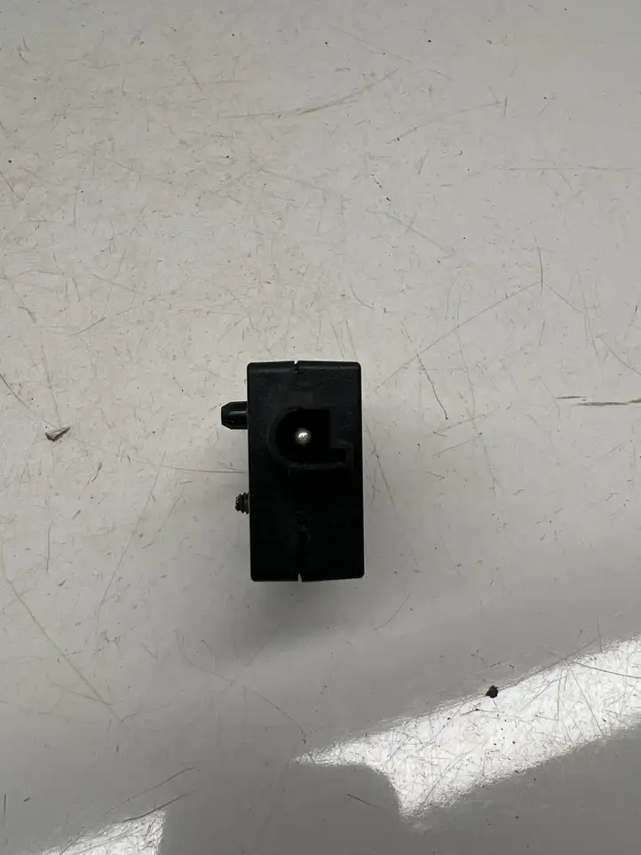 BMW 1 F20 F21 (2011 - 2019)  9181453 Фильтр антенны