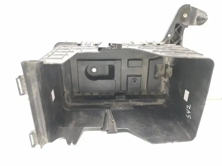Audi A3/S3 8P (2008 - 2013) 1K0915333 Ящик аккумулятора — фото 3