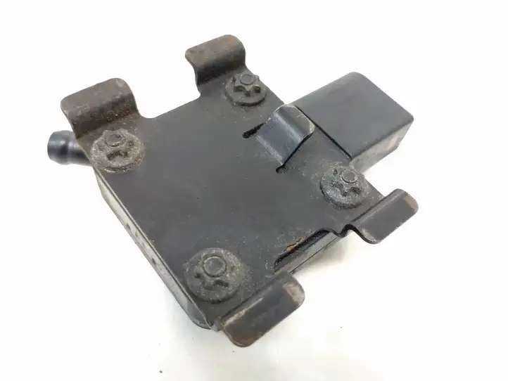 BMW 5 E60 E61 (2004 - 2010)  7789219 Датчик давления выхлопного газа