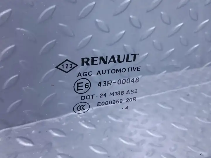 Renault Scenic III - Grand scenic III (2009 - 2016) 823000010R Стекло задней двери — фото 3