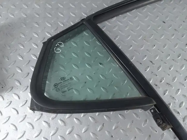 Kia Optima (2010 - 2013) 835412T000 Форточка двери — фото 2