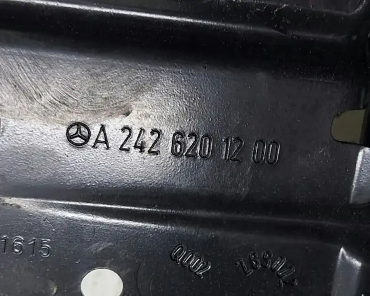 Mercedes-Benz B-class W246 (2014 - 2018) A2426201200 Площадка аккумулятора — фото 5