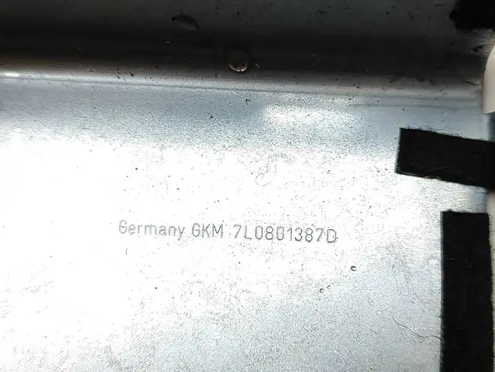 Volkswagen Touareg II (2010 - 2018) 7L0801387D Держатель аккумулятора — фото 3