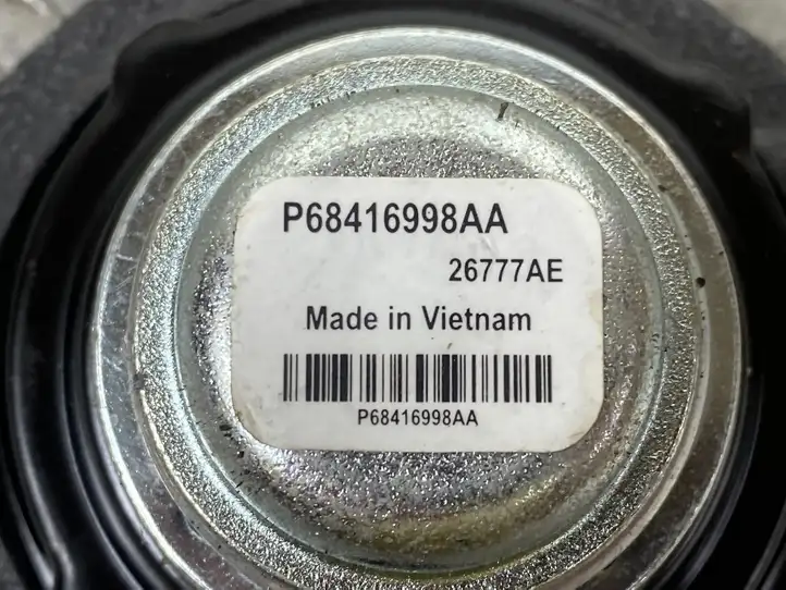 Jeep Grand Cherokee WL (2021 - ) P68426487AA Твитер задних дверей — фото 3