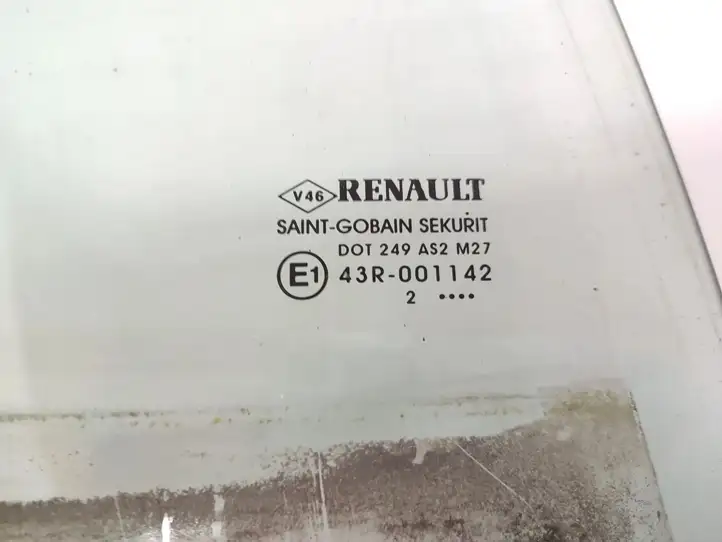 Renault Megane III (2009 - 2016) Стекло задней двери — фото 3