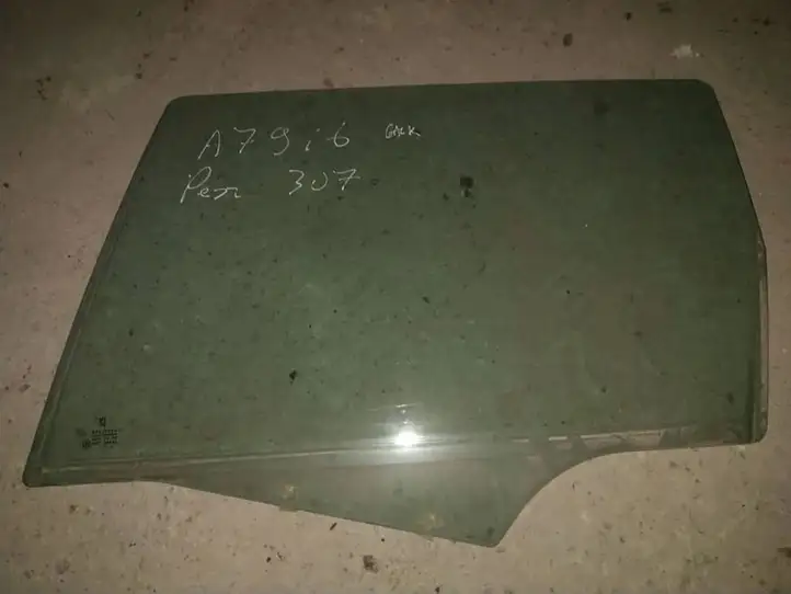 Peugeot 307 (2005 - 2008)   Основное стекло задних дверей