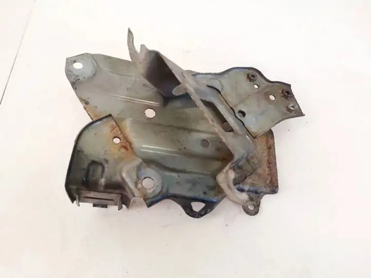 Honda Civic (2006 - 2011) Держатель аккумулятора — фото 2