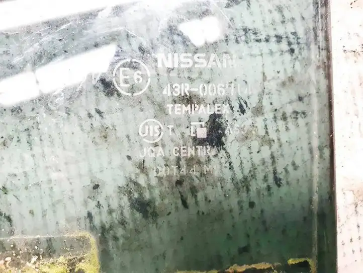 Nissan Cube Z12 (2008 - 2014) Стекло задней двери — фото 3