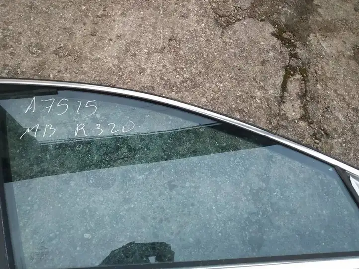 Mercedes-Benz R W251 (2005 - 2013)   Основное стекло передних дверей (четырехдверного автомобиля)