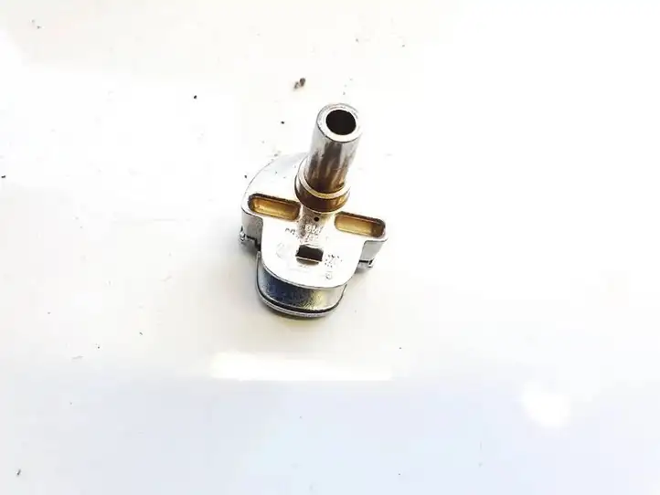 Volkswagen PASSAT B6 (2005 - 2010)  3c9867160 Другая внешняя деталь