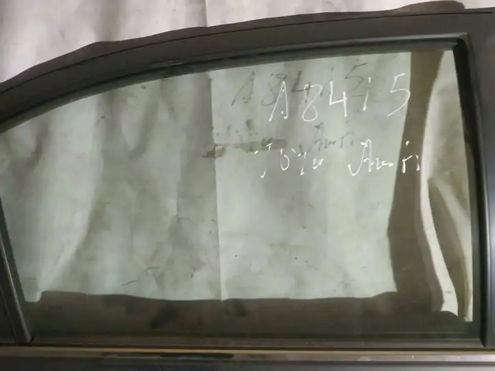 Toyota Avensis T250 (2003 - 2006) Стекло задней двери — фото 2