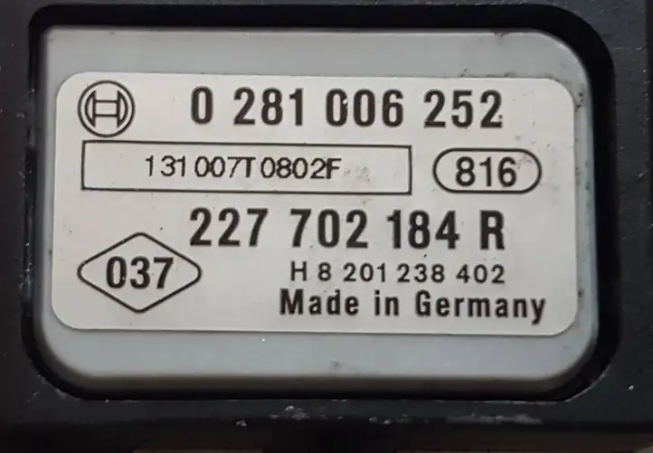 Mercedes-Benz A W176 (2012 - 2018) 227702184R Датчик давления выхлопных газов — фото 4