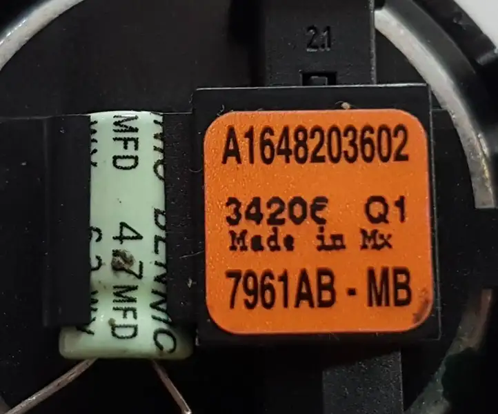 Mercedes-Benz GL X164 (2006 - 2012) A1648203602 Твитер задних дверей — фото 3