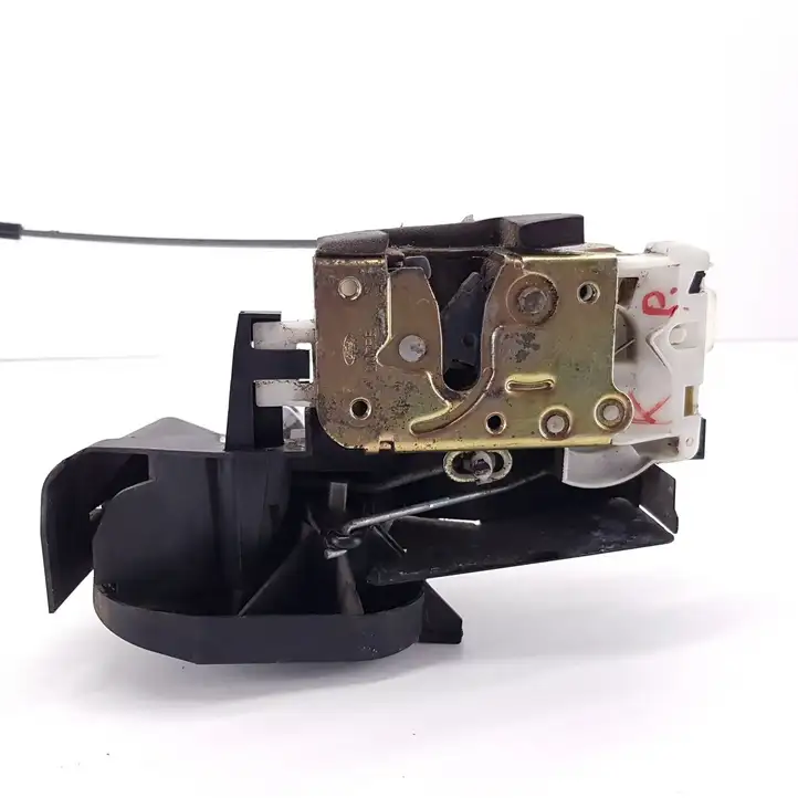 Ford Cougar (1998 - 2002) Замок передней двери — фото 4