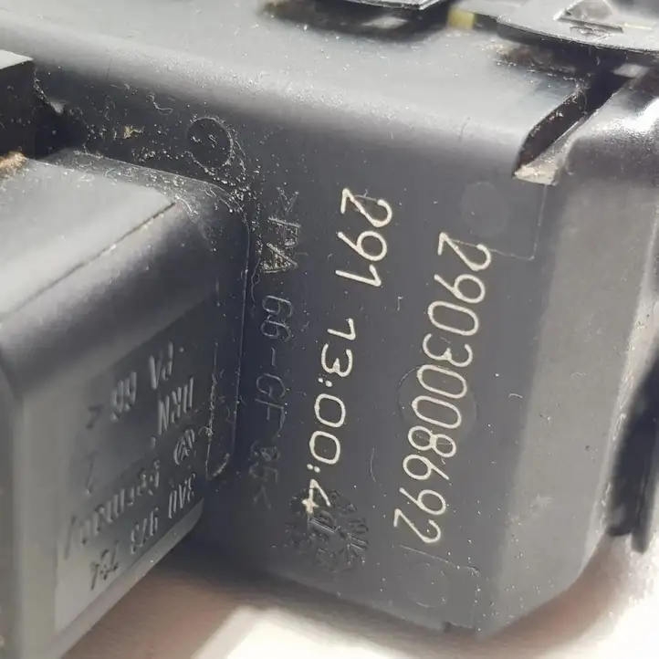 Audi A6 S6 C5 4B (2001 - 2004) 12V0130821784 Стеклоподъемник задней двери — фото 3