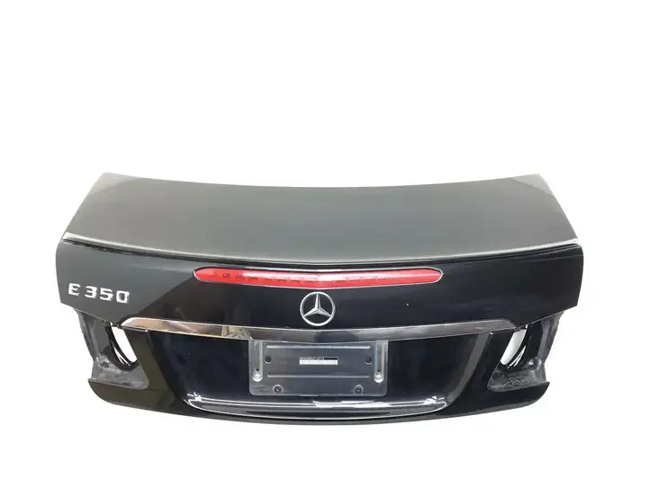 Mercedes-Benz E A207 (2010 - 2017) Крышка багажника — фото 2
