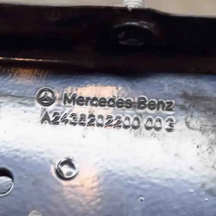 Mercedes-Benz EQA (2021 - ) A2436280400 Ящик аккумулятора — фото 6
