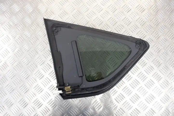 Toyota RAV 4 (XA40) (2012 - 2018) 6271042320 Заднее боковое стекло — фото 4