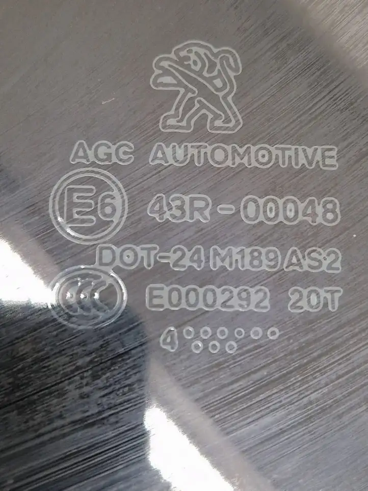 Peugeot 2008 I (2013 - 2019) 43R00048 Стекло задней двери — фото 6