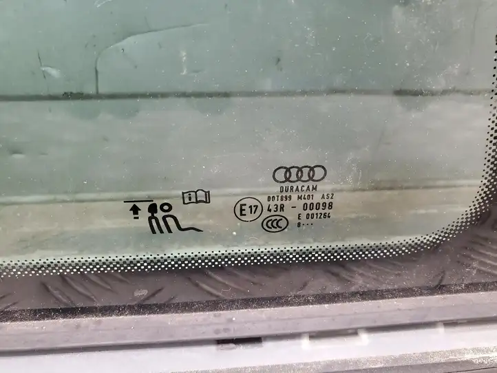 Audi A5 (2016 - ) 8W6845298L Заднее боковое стекло — фото 4