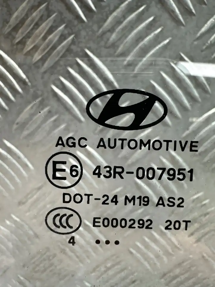 Hyundai ix35 (2013 - 2019) 43R007951 Стекло передней двери — фото 2