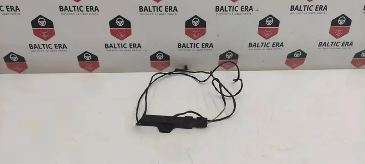 BMW 3 F30 F35 F31 (2012 - 2018) 9220831 Антенна бесключевого доступа — фото 1