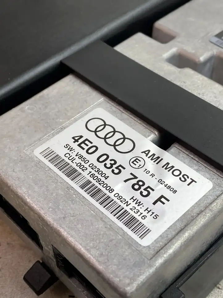 Audi A5 8T 8F (2007 - 2011) 4E0035785F Контроллер мультимедийной системы — фото 6