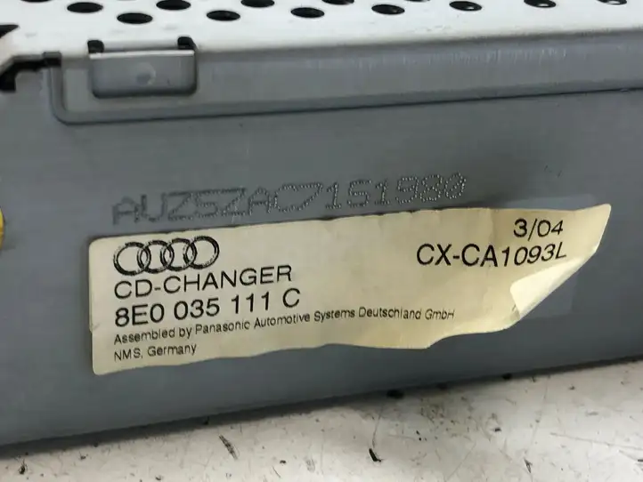 Audi A4 S4 B6 8E 8H (2000 - 2006) 8E0035111C CD/DVD чейнджер — фото 4